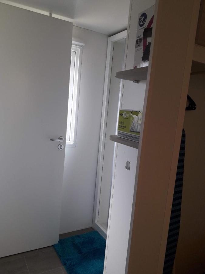 Mobil Home Neuf 2 Chambres 6 Personnes Saint Aygulf Plage Fréjus Exteriör bild
